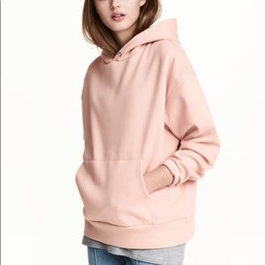oversized hooded sweatshirt